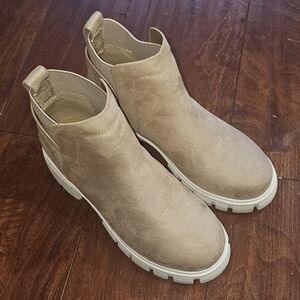 Sheln Faux Suede Ankle Boots with Chunky Heel and Lug Sole-Taupe, Size 5.5